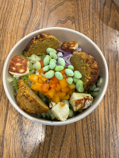 Bol de salade repas protéiné